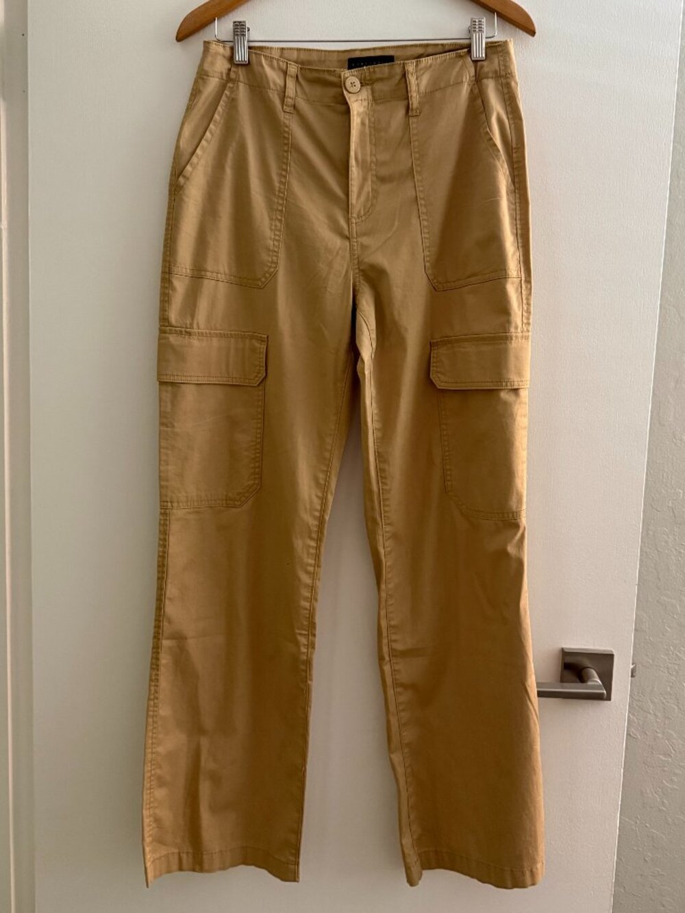 Sanctuary Women's Chinos size 27 New Without Tags